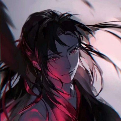 女子挖野菜挖到大蛇 双方都吓坏了